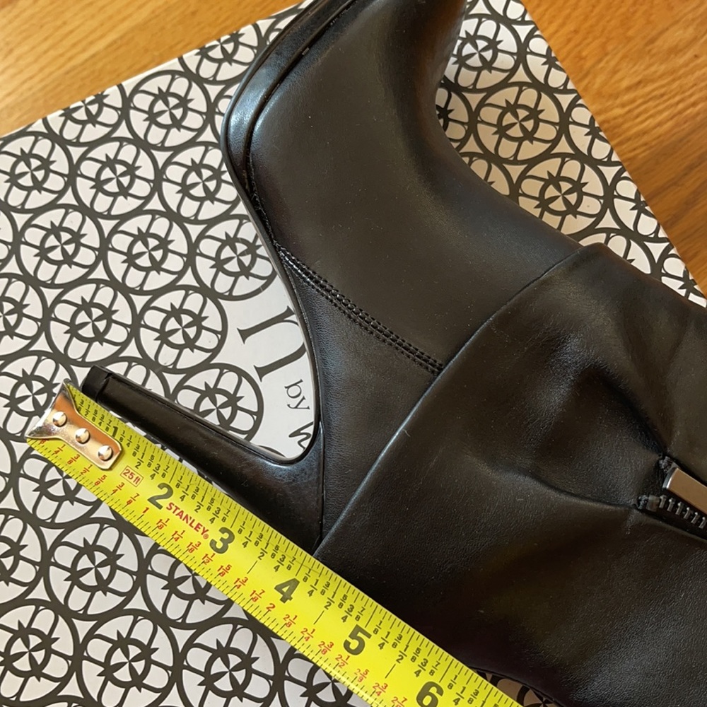 Boot - Picture 7 of 9